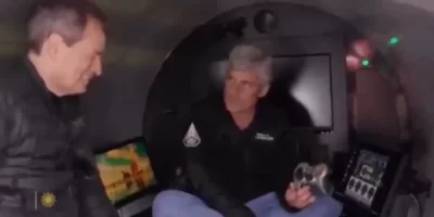 O-CEO-da-turne-do-Titanic-nao-contratou-caras-brancos.jpg O-CEO-da-turne-do-Titanic-nao-contratou-caras-brancos.jpg