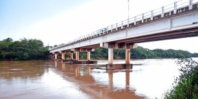 Rio-Vermelho-na-ponte