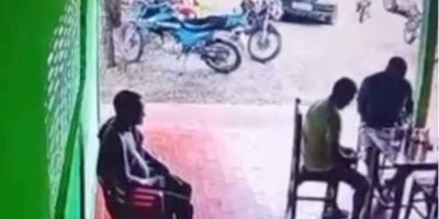 mototaxista-morto-bar